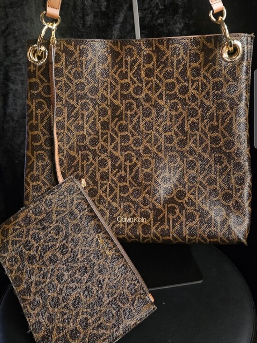 NWOT Calvin Klein Signature Monogram Hobo Tote With Matching Wristlet Pouch